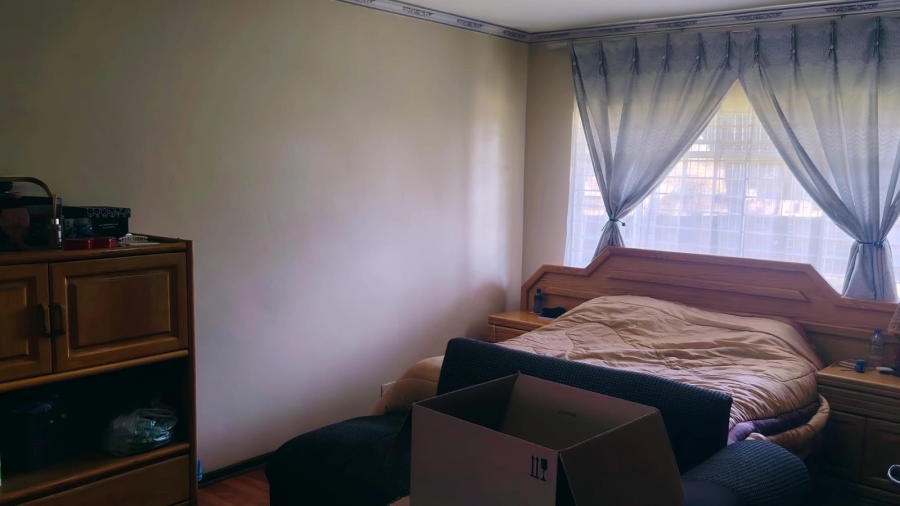 4 Bedroom Property for Sale in Vaalpark Free State
